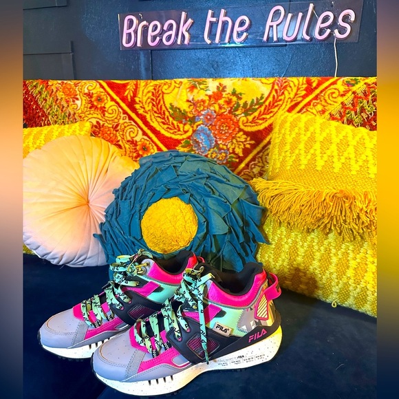 FILA Renno N-Generation all terrain sneakers Women’s Sz 10 - Picture 1 of 6